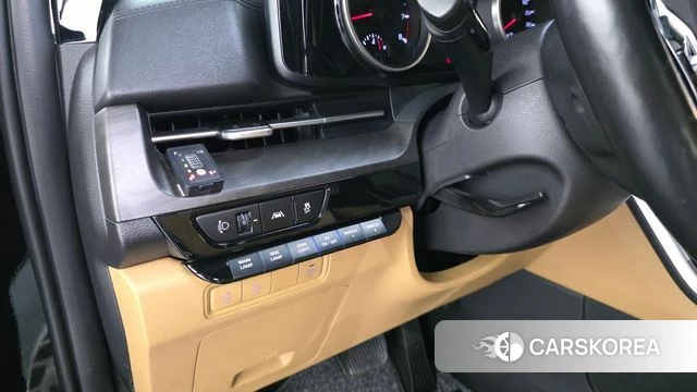 Kia Carnival 4th generation id 4692317 из Кореи 19