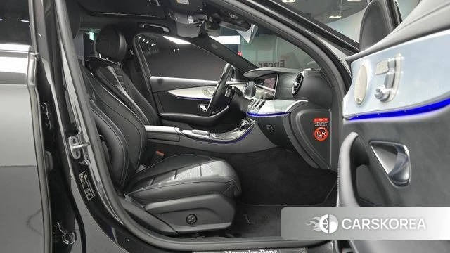 Mercedes-Benz E-Class W213 id 4769544 из Кореи 19
