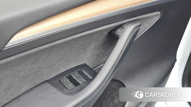 Tesla Model Y id 4744520 из Кореи 19