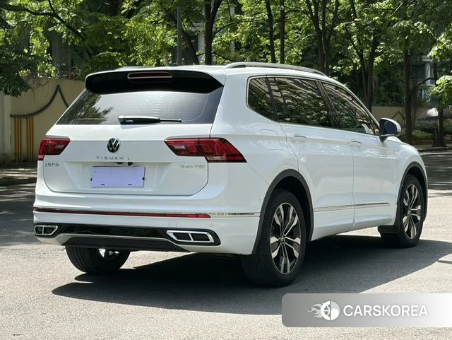 Volkswagen Tiguan L id 4215577 из Китая 19