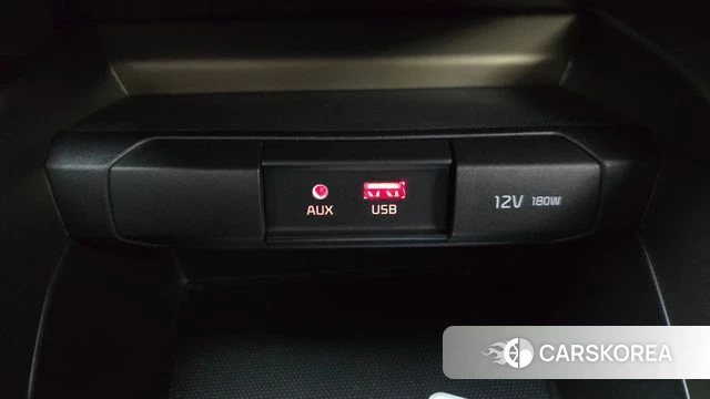 Kia Stonic id 4384115 из Кореи 19