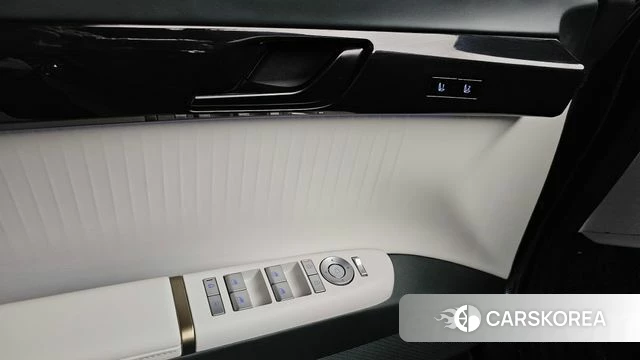 Hyundai Grandeur (GN7) id 4201465 из Кореи 19