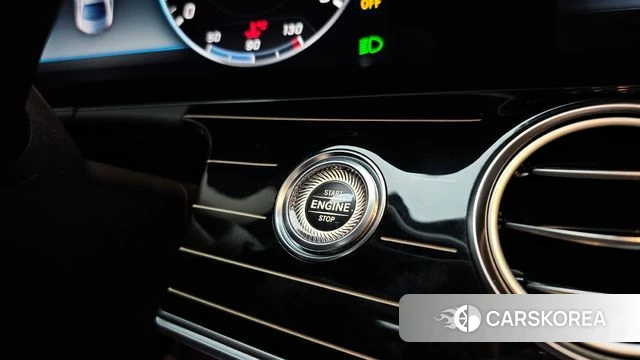 Mercedes-Benz E-Class W213 id 4770864 из Кореи 19
