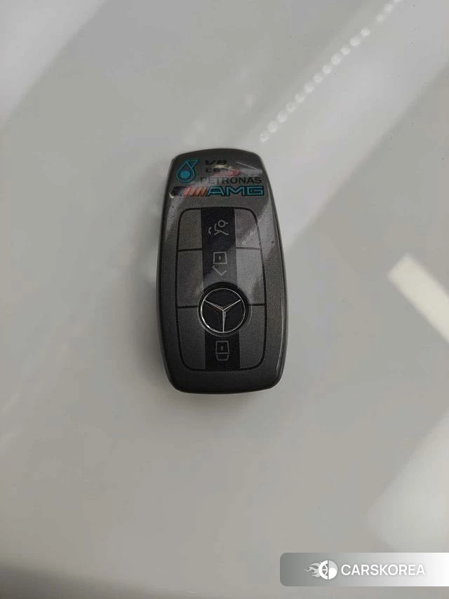 Mercedes-Benz GLB id 4314487 из Китая 19