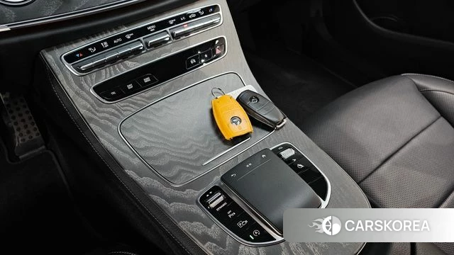 Mercedes-Benz E-Class W213 id 4774658 из Кореи 19