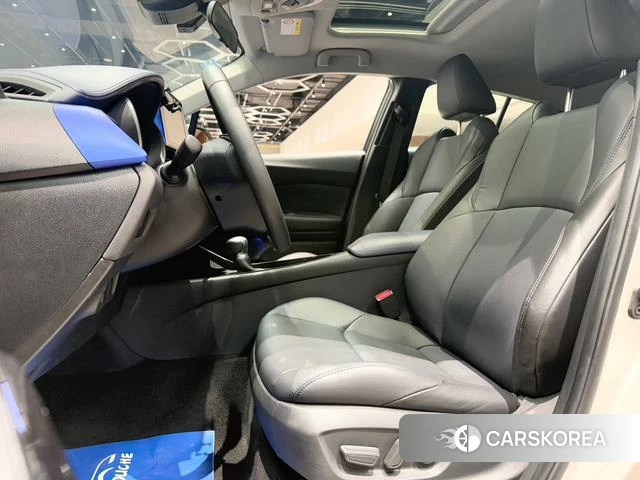 Toyota C-HR id 4262294 из Китая 19