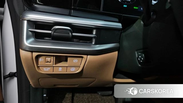 Hyundai Grandeur Hybrid (GN7) id 4248825 из Кореи 19