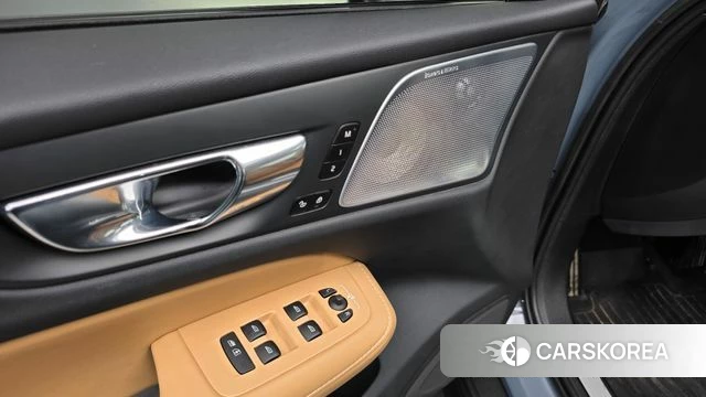 Volvo V60 Cross-Country 2nd Generation id 4774321 из Кореи 19