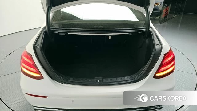Mercedes-Benz E-Class W213 id 4269571 из Кореи 19