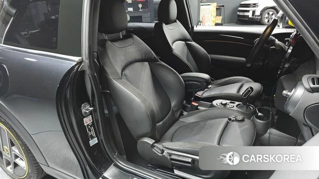 Mini Cooper Electric id 4517267 из Кореи 19