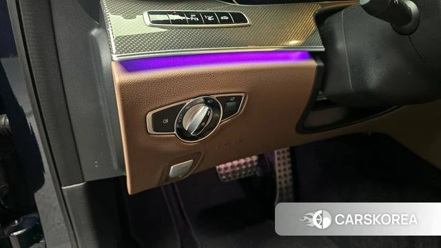 Mercedes-Benz E-Class W213 id 4245658 из Кореи 19