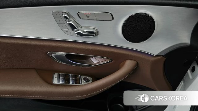 Mercedes-Benz E-Class W213 id 4793738 из Кореи 19