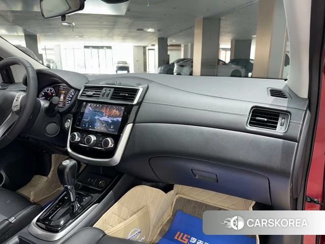 Nissan TIIDA id 4393806 из Китая 19