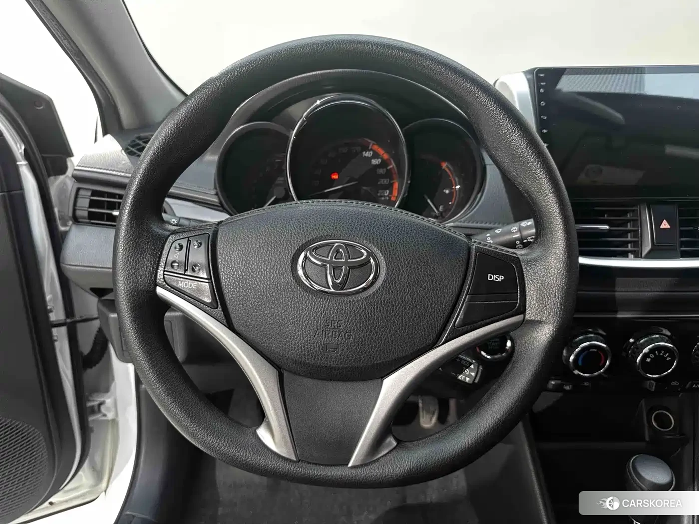 Toyota Yaris L id 4628129 из Китая 19