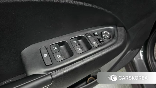 Hyundai Venue id 4523186 из Кореи 19