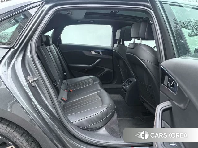 Audi A4L id 4314592 из Китая 19