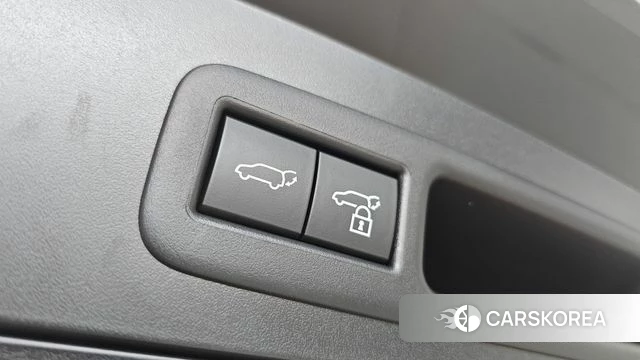 Lexus UX300h id 4479920 из Кореи 19