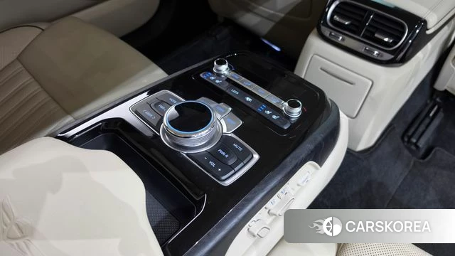 Genesis G90 id 4377788 из Кореи 19