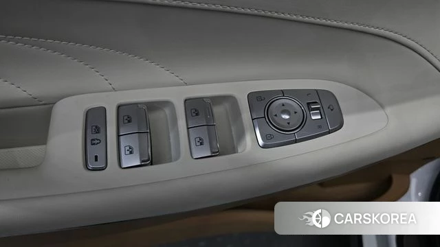 Hyundai The New Grandeur IG Hybrid id 4470655 из Кореи 19