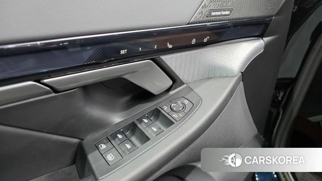 BMW 5 Series (G60) id 4527769 из Кореи 19