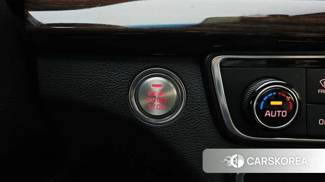 Kia Come New K7 id 4403412 из Кореи 19