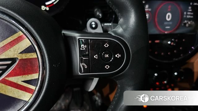 Mini Cooper S Convertible id 4707573 из Кореи 19