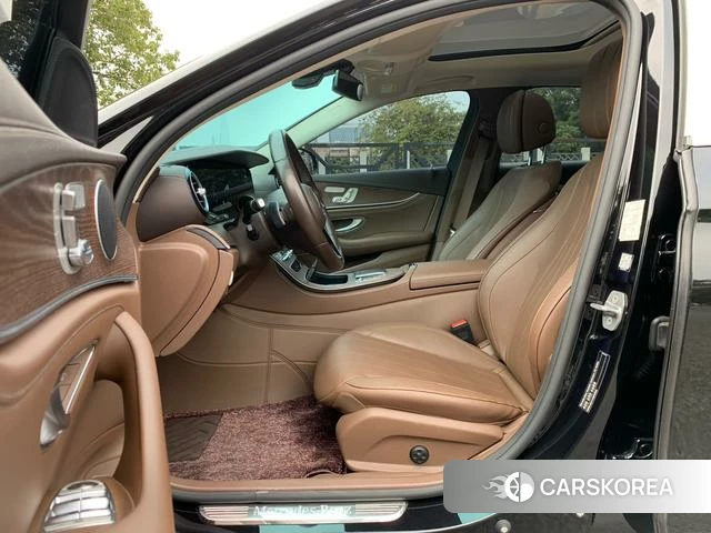 Mercedes-Benz E-class PHEV id 4261074 из Китая 19