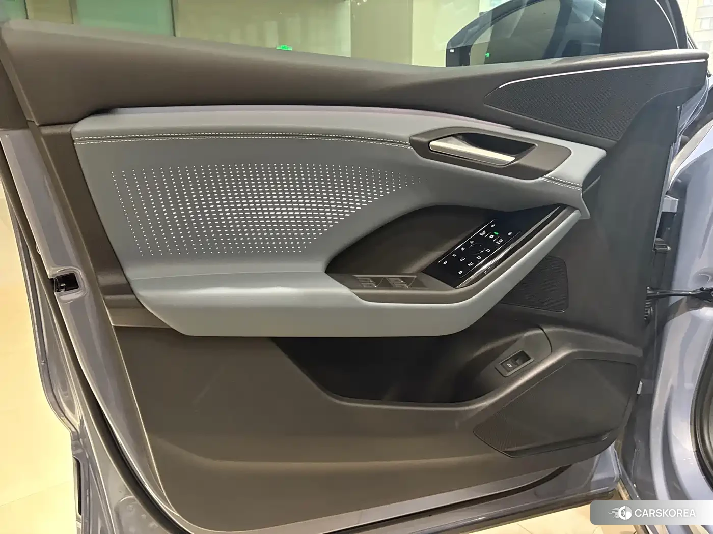 Audi Q6L e-tron id 4546638 из Китая 19