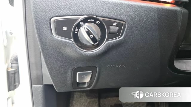 Mercedes-Benz E-Class W213 id 4416299 из Кореи 19