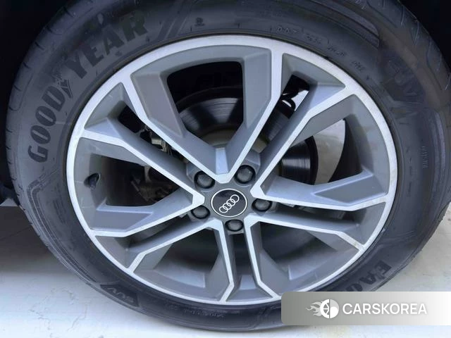 Audi Q3 id 4307476 из Китая 19