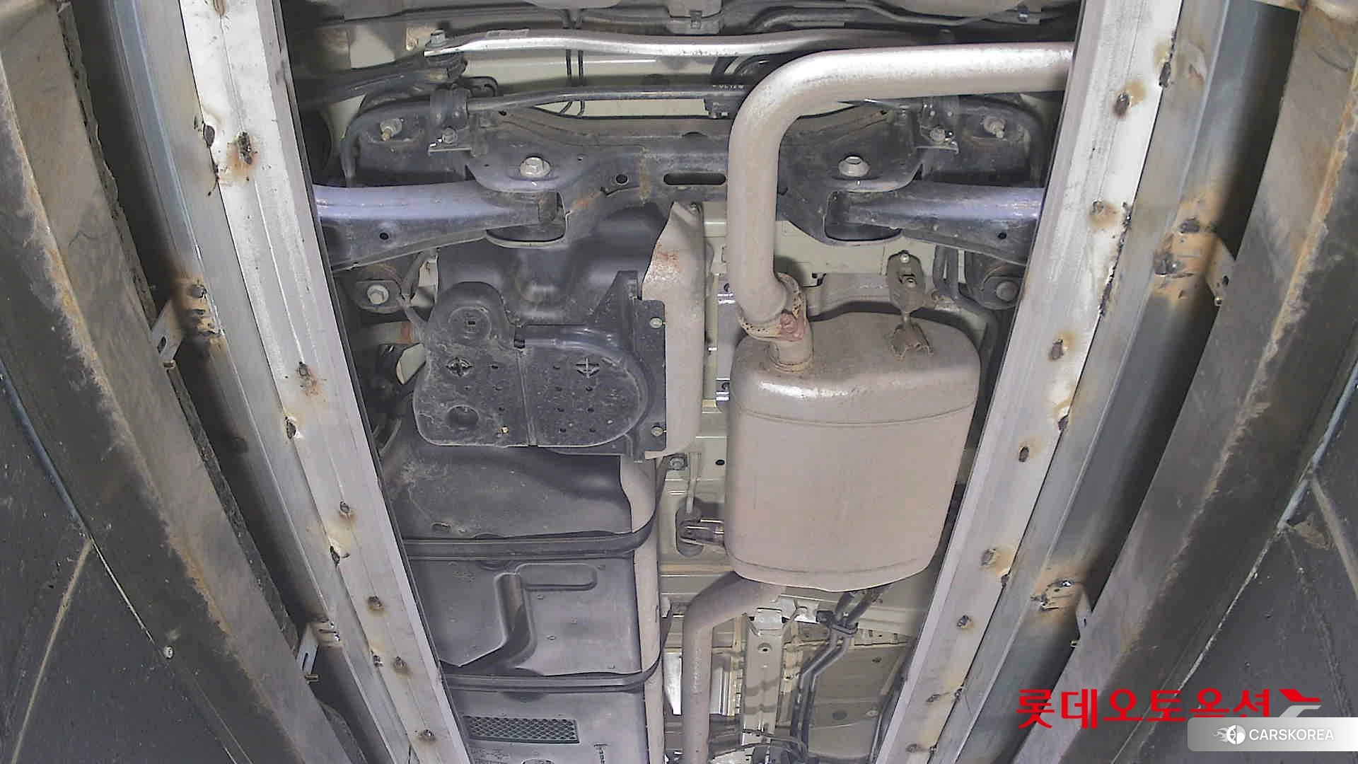 Kia Carnival id 3875736 из Кореи 19