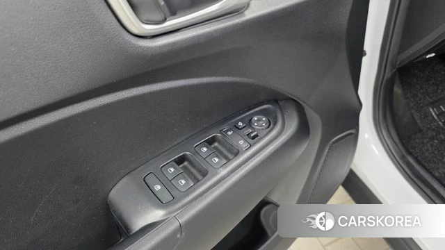 Hyundai Venue id 4428869 из Кореи 19
