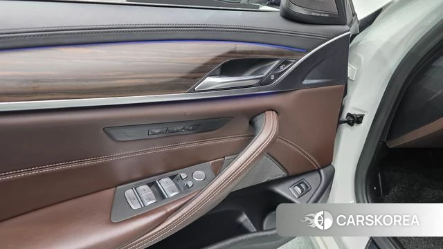 BMW 5 Series (G30) id 4708180 из Кореи 19