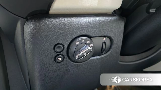 Mini Cooper S id 4735728 из Кореи 19