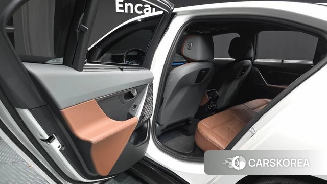 BMW i5 (G60) id 4916756 из Кореи 19