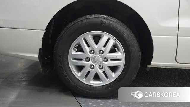 Hyundai The New Grand Starex id 4642297 из Кореи 19