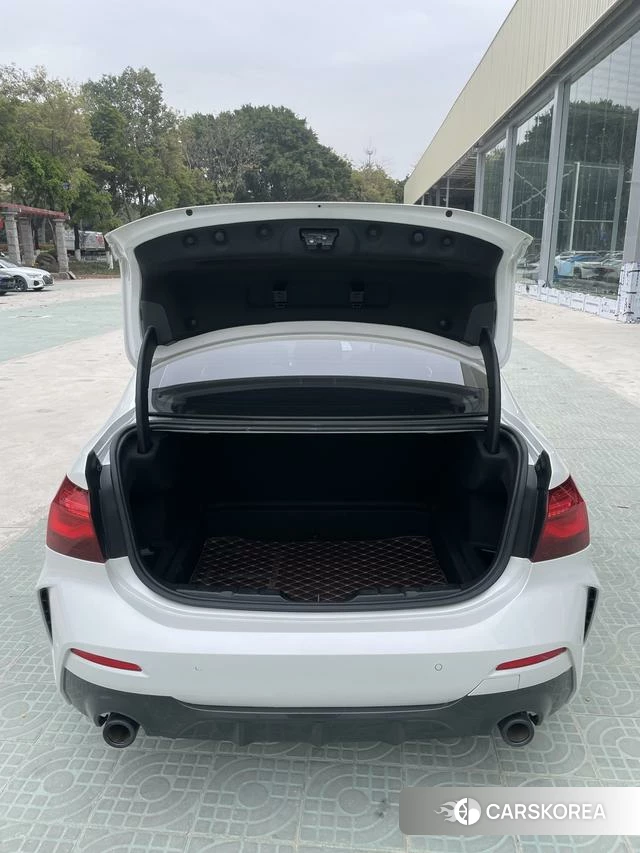 BMW 1 series id 4260570 из Китая 19
