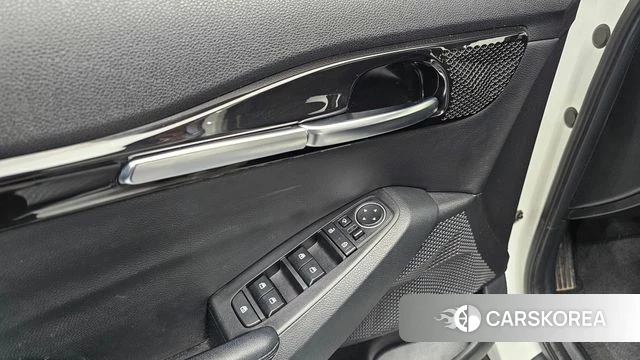 Kia Seltos id 4186678 из Кореи 19