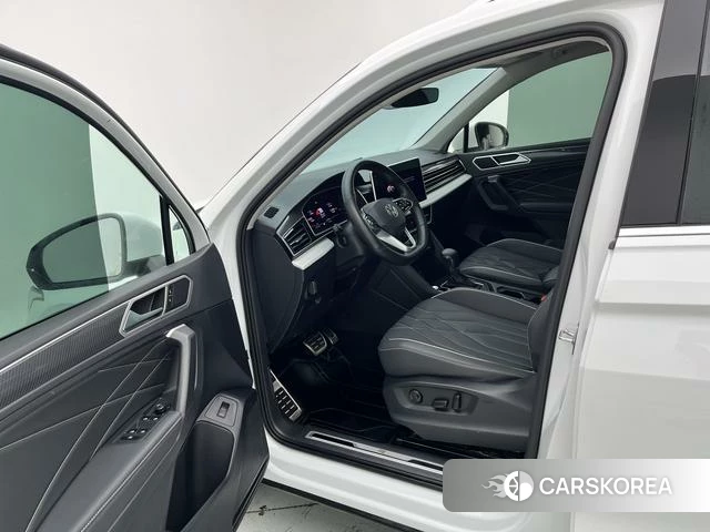 Volkswagen Tiguan L id 4272668 из Китая 19