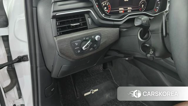 Audi A4 (B9) id 4429986 из Кореи 19