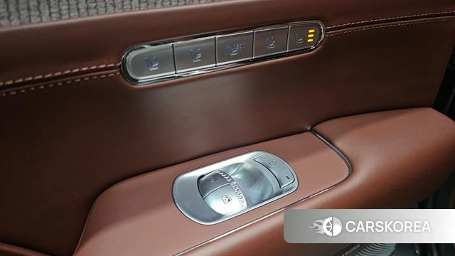 Genesis G90 (RS4) id 4613915 из Кореи 19