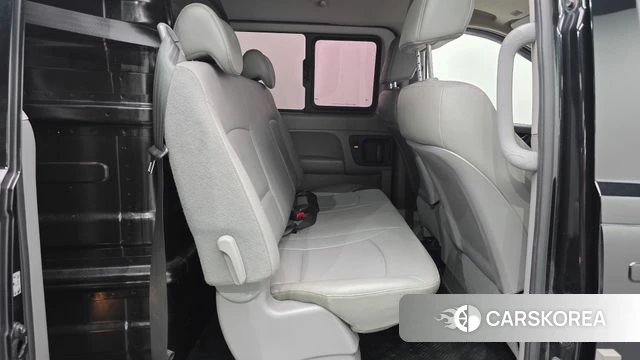 Hyundai The New Grand Starex id 4536496 из Кореи 19