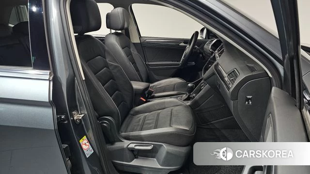 Volkswagen Tiguan Allspace id 4642154 из Кореи 19