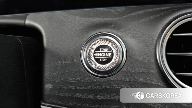 Mercedes-Benz E-Class W213 id 4415399 из Кореи 19