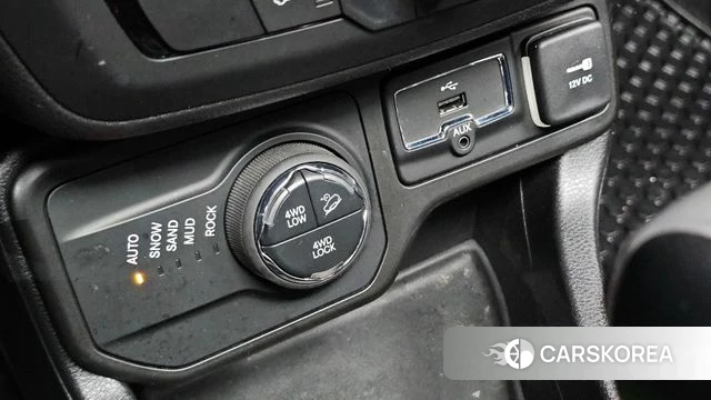 Jeep Renegade id 4755279 из Кореи 19