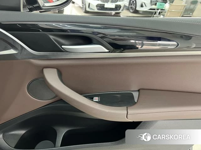 BMW X3 id 4320807 из Китая 19