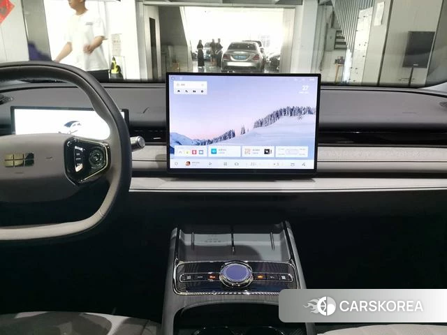 Geely Galaxy Galaxy Sparkle 8 PHEV id 4220909 из Китая 19