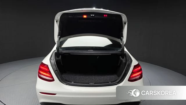 Mercedes-Benz E-Class W213 id 4637860 из Кореи 19