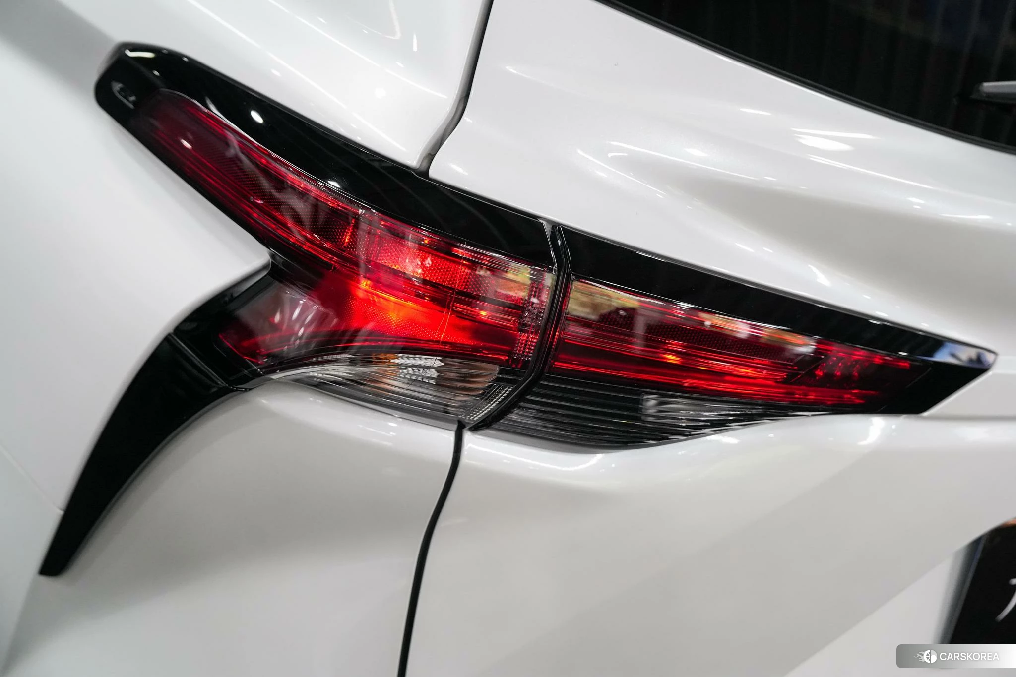 Toyota Saina id 4440870 из Китая 19