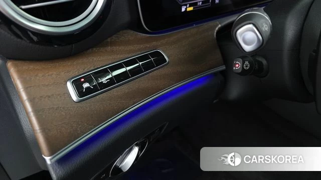 Mercedes-Benz E-Class W213 id 4430000 из Кореи 19